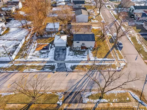View/Area - 16207 Justine St, Markham, IL 60428 photo 3 of 4