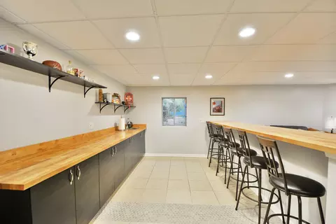 Other - 4675 Olmstead Dr, Hoffman Estates, IL 60192 photo 5 of 9