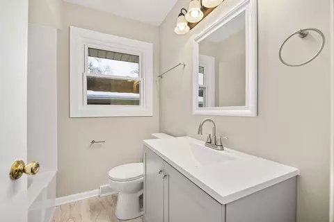 Bath - 3107 173rd St, Hazel Crest, IL 60429 photo 2 of 2
