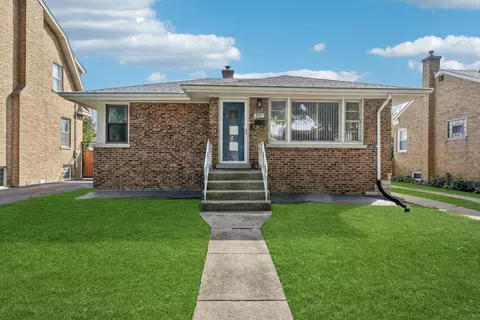 2337 S 2nd Ave, North Riverside, IL 60546