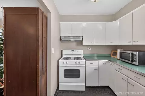 871 S Chatham Ave, Addison, IL 60101 photo 10