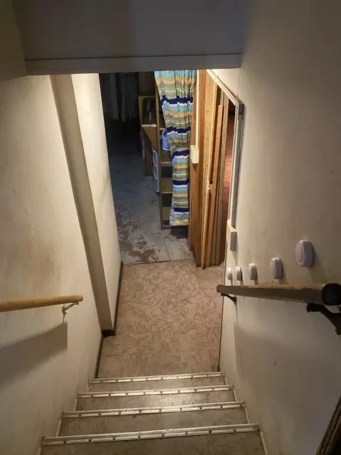 Entry Way - Undisclosed, Dolton, IL 60419 photo 2 of 2