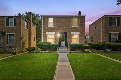 307 Geneva Ave, Bellwood, IL 60104