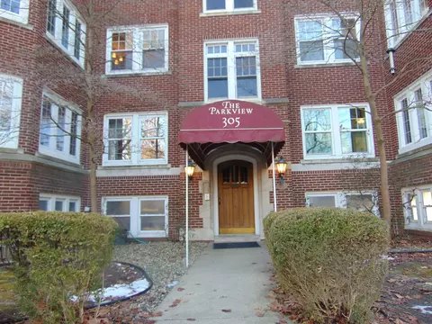 305 W University Ave #2, Champaign, IL 61821