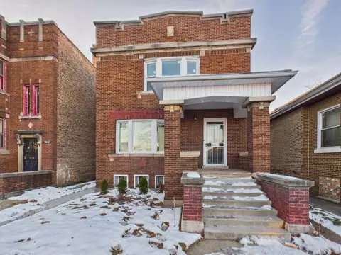 8024 S Loomis Blvd, Chicago, IL 60620
