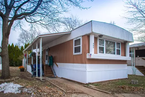 400 W Touhy Ave #367, Des Plaines, IL 60018