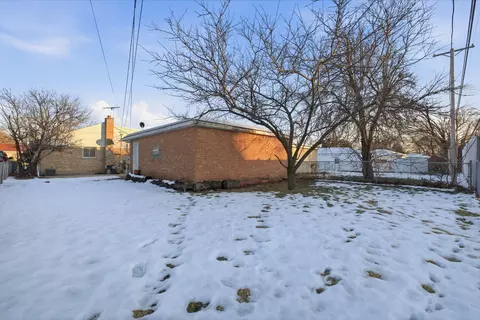 Exterior - 1426 N Rohde Ave, Berkeley, IL 60163 photo 2 of 3