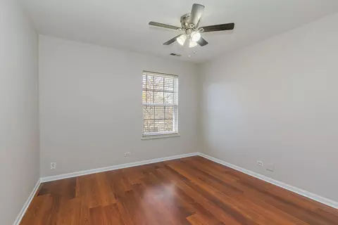 54 Meadows Dr, Gilberts, IL 60136 photo 17