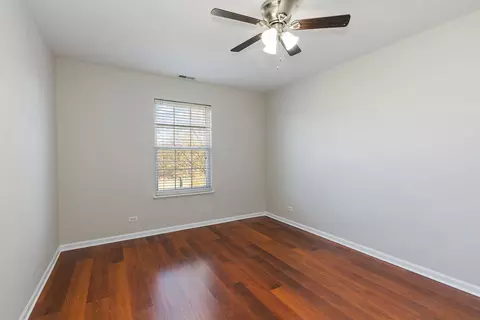 54 Meadows Dr, Gilberts, IL 60136 photo 18