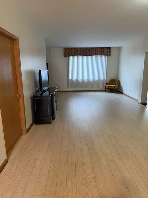 Living - 21602 W Empress Ln, Plainfield, IL 60544 photo 1 of 1