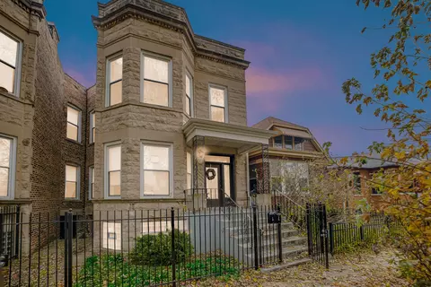 6527 S Vernon Ave, Chicago, IL 60637