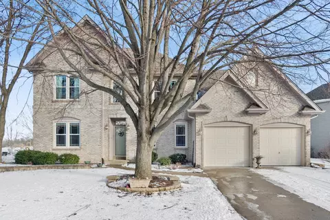 2819 Clarissa Ln, Aurora, IL 60502