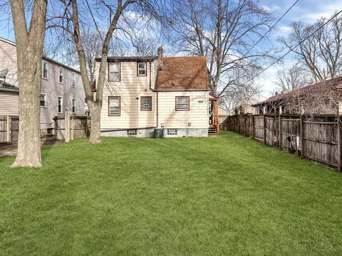 Exterior - 28 W 35th Pl, Steger, IL 60475 photo 2 of 4