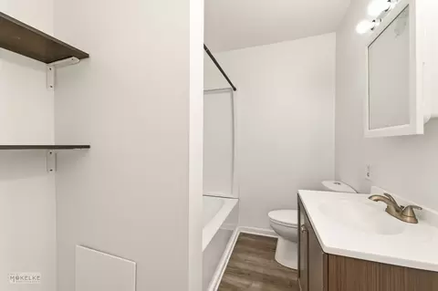 Bath - 328 E Superior St, Ottawa, IL 61350 photo 4 of 4