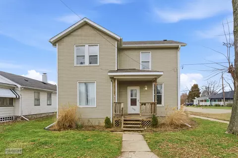 328 E Superior St, Ottawa, IL 61350