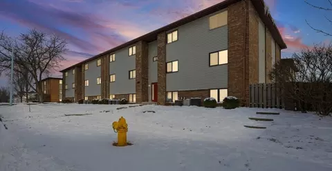 1916 Tracy Dr #31, Bloomington, IL 61704