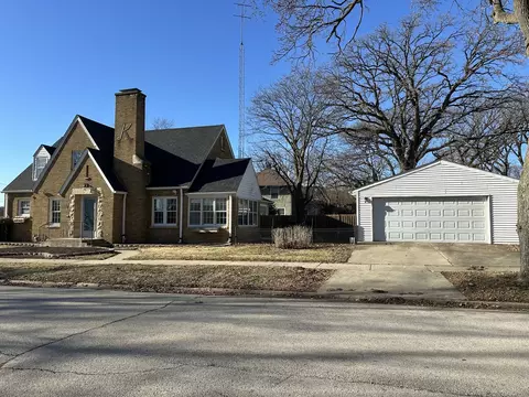 Exterior - 1195 S Myrtle Ave, Kankakee, IL 60901 photo 3 of 11