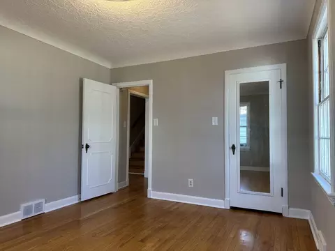 Bedroom - 1195 S Myrtle Ave, Kankakee, IL 60901 photo 1 of 5