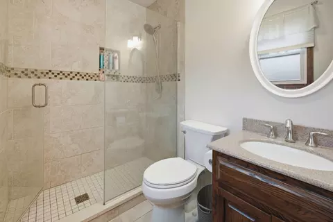 Bath - 550 Norman Dr, Cary, IL 60013 photo 2 of 2