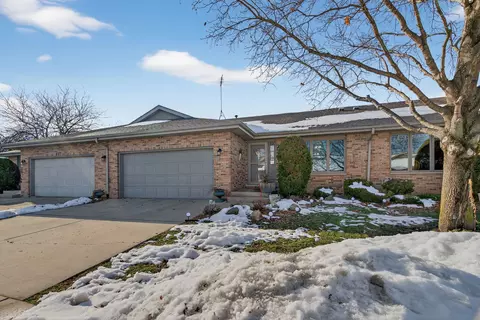 803 Cobblestone Ln, Elwood, IL 60421