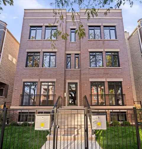3036 N Sheffield Ave #2S, Chicago, IL 60657