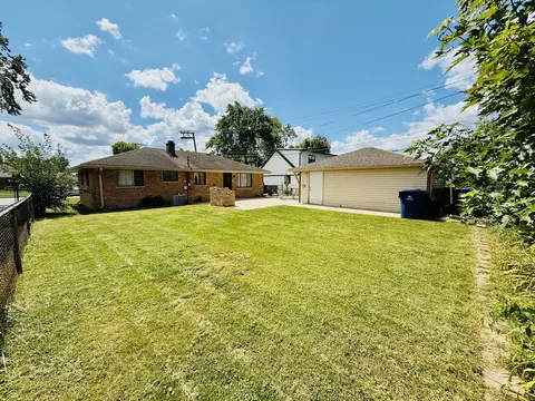 Exterior - 6906 W 91st St, Bridgeview, IL 60455 photo 5 of 11