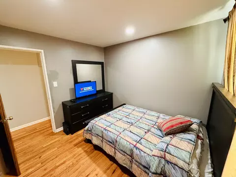 Bedroom - 6906 W 91st St, Bridgeview, IL 60455 photo 2 of 7