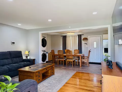 Living - 6906 W 91st St, Bridgeview, IL 60455 photo 1 of 2