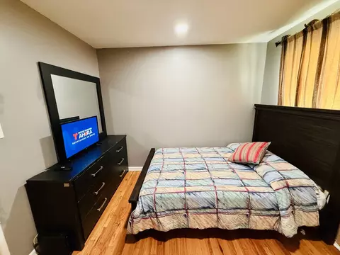 Bedroom - 6906 W 91st St, Bridgeview, IL 60455 photo 1 of 7