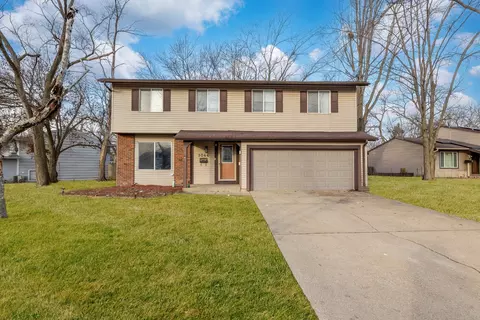 1044 Samson Dr, University Park, IL 60484