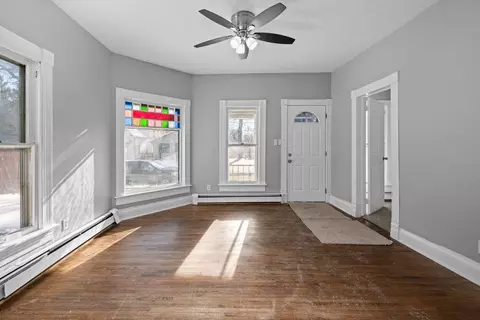 Living - 1577 31st Ave, Moline, IL 61265 photo 2 of 3