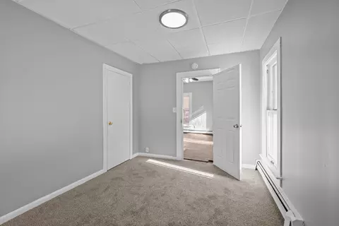 Bedroom - 1577 31st Ave, Moline, IL 61265 photo 3 of 3