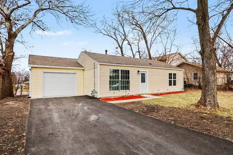313 Louis Rd, Joliet, IL 60433
