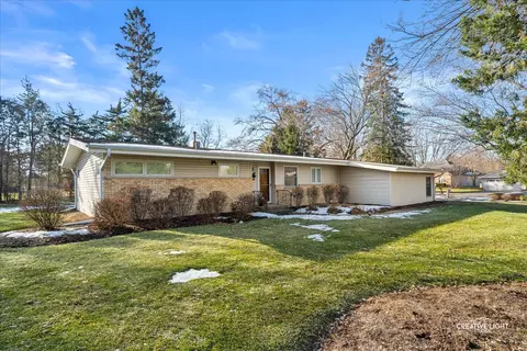 103 Rainbow Dr, Sleepy Hollow, IL 60118