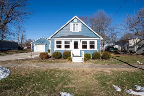 505 W North St, Stanford, IL 61774