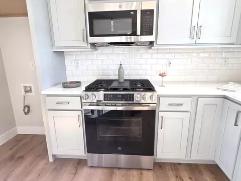 Kitchen - 2203 Corrigan Way, Normal, IL 61761 photo 3 of 7