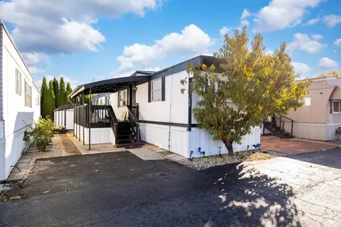 9001 S Cicero Ave #227, Oak Lawn, IL 60453