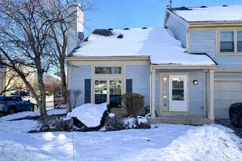 1118 N Knollwood Dr, Palatine, IL 60067