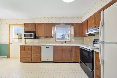 1319 Rutledge Rd, Bloomington, IL 61704 photo 3