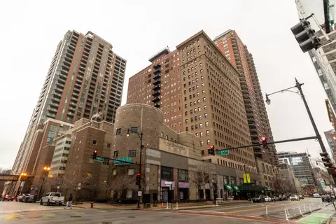 40 E 9th St #1313, Chicago, IL 60605