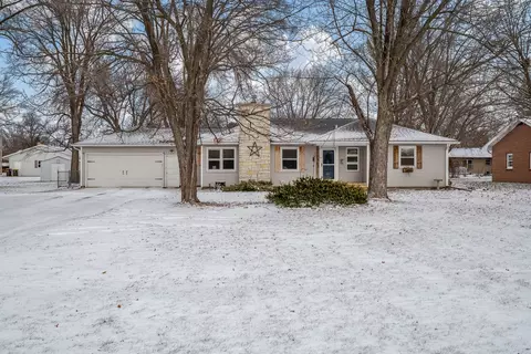 1013 E Main St, Rockton, IL 61072 photo 30
