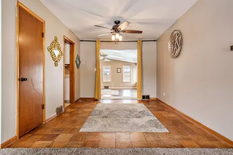 1013 E Main St, Rockton, IL 61072 photo 9