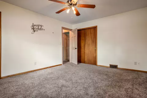 1013 E Main St, Rockton, IL 61072 photo 29