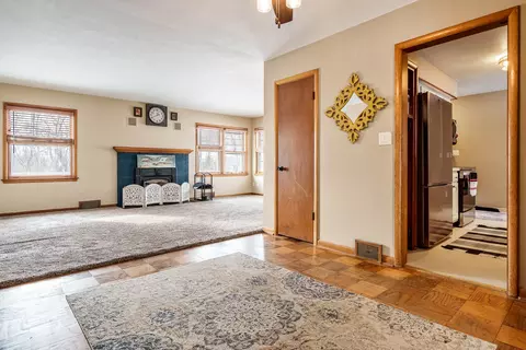 1013 E Main St, Rockton, IL 61072 photo 11