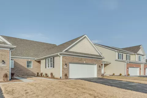 1076 Freedom Rd, Elburn, IL 60119
