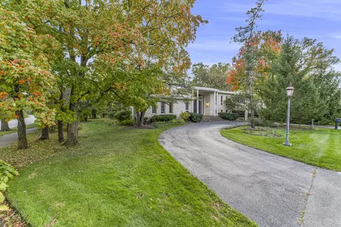 1210 North Ave, Highland Park, IL 60035
