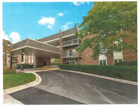 3913 Saratoga Ave #117, Downers Grove, IL 60515