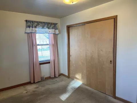 Bedroom - 681 S Tanner Ave, Kankakee, IL 60901 photo 5 of 7