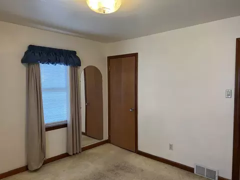 Bedroom - 681 S Tanner Ave, Kankakee, IL 60901 photo 6 of 7