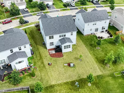 View/Area - 12811 Conifer St, Plainfield, IL 60585 photo 2 of 11